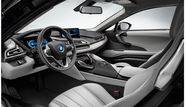 BMW i8のインテリアデザイン