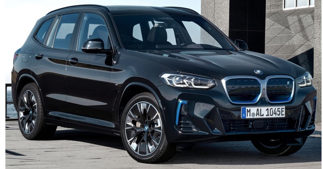 BMW iX3 M Sportを徹底解説。電気自動車(EV)でもパワフル仕様！