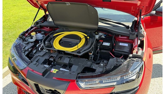 ジュニア　エレットリカの航続距離・充電性能・スペック