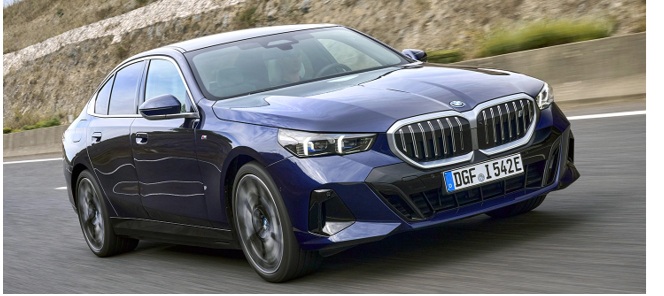 エクステリアデザイン：伝統と革新の融合