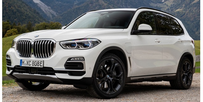 BMW X5 xDrive50eを徹底分析。高級SUVの新しい完成形