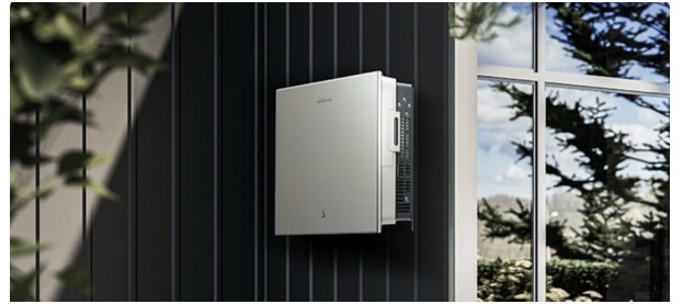 太陽光発電システムと蓄電池の連携