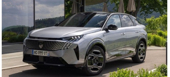 Peugeot E-3008のスペック（航続距離・充電性能）