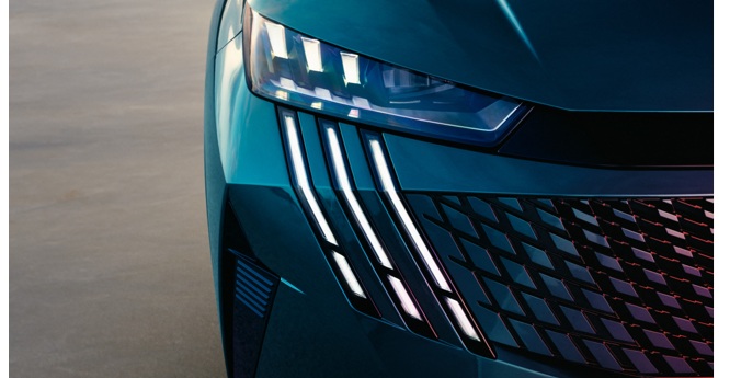Peugeot E-3008の特徴