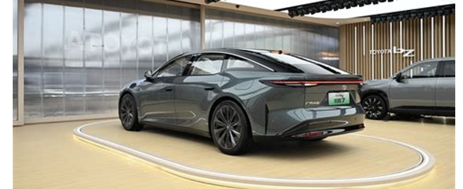 TOYOTA bZ7のスペック、航続距離・充電・車両性能