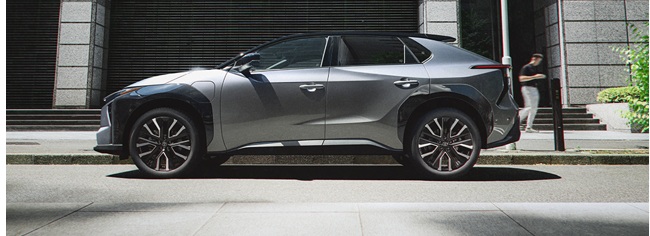 新型トヨタ bZ4X の価格・航続距離・スペック