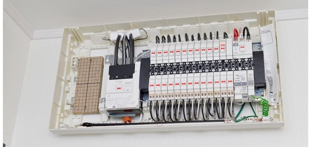 理由②：「分電盤の容量不足」で追加工事が必要