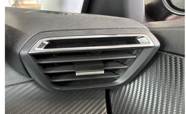 EV車中泊でエアコンの消費電力を抑える方法