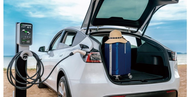 電気自動車(EV)で行く1泊2日のキャンプ！新しいアウトドア体験 
