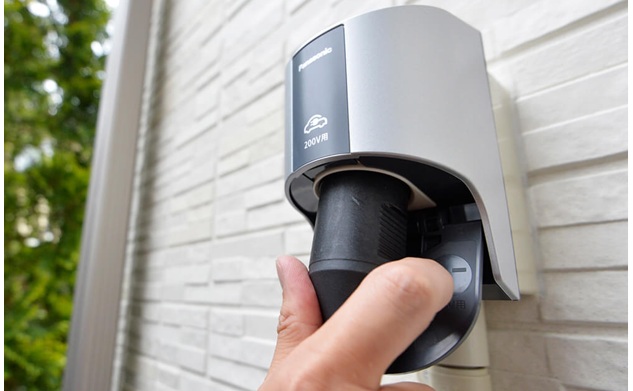 EV充電コンセントはどこに付けるべき?失敗しない設置場所