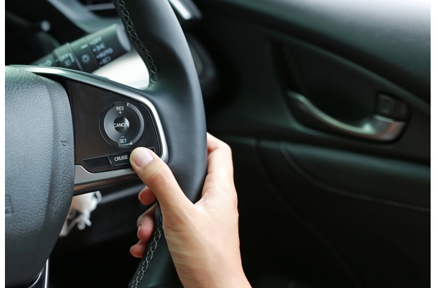 クルーズコントロールがEVの電費に与える影響は？