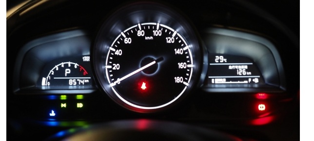 EVの航続距離表示はどれくらい正確?実走行との誤差と原因を検証