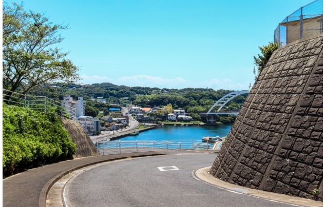 EV車の海沿い使用の実例と注意点