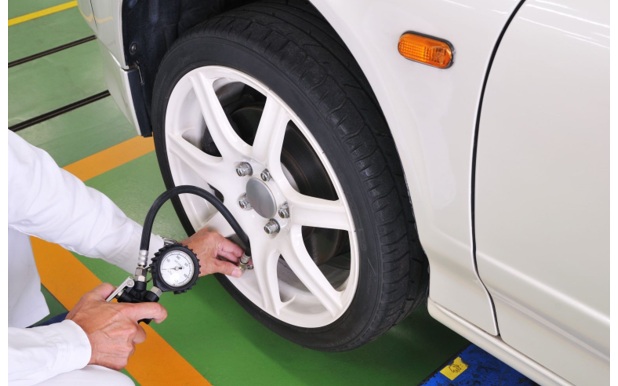 EVのタイヤ空気圧管理が重要