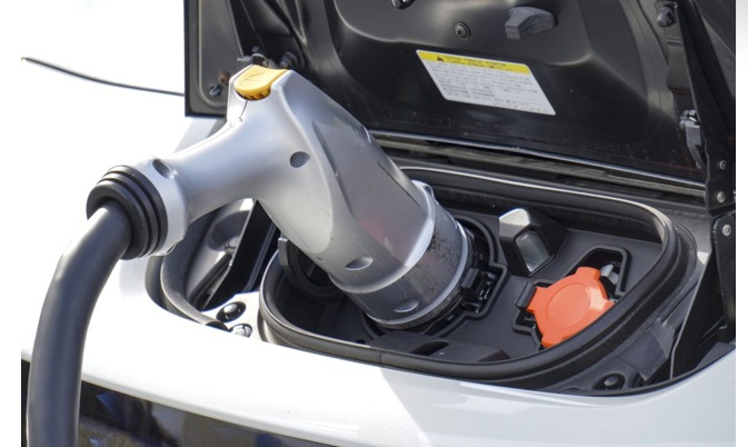 電気自動車(EV)の基本機能と仕組み