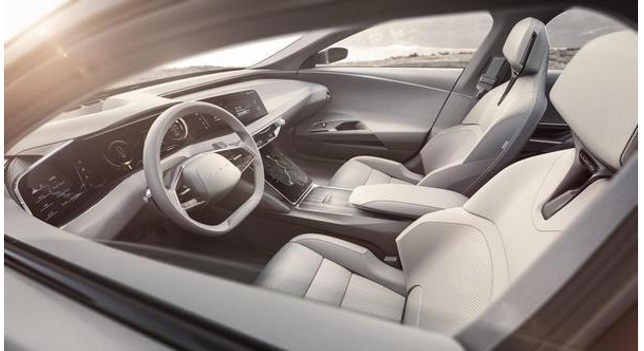 インテリアデザイン  電動化時代のラグジュアリー表現