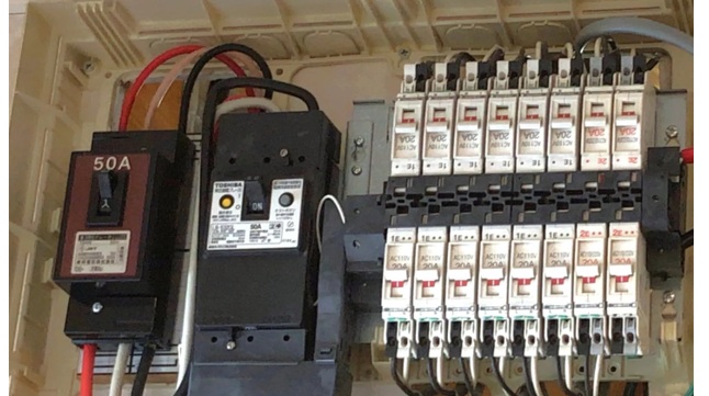 太陽光とEV充電でブレーカーが落ちる？直面するブレーカー容量問題