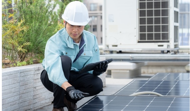 【第2の危機】屋根の修理が必要に|「パネルを外すべき?」の葛藤