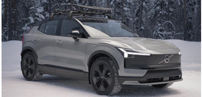 VOLVO EX30 CROSS CUNTRYの価格・補助金・航続距離
