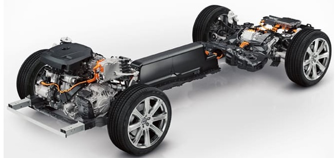 XC90 PHEVの航続距離と充電性能・燃費